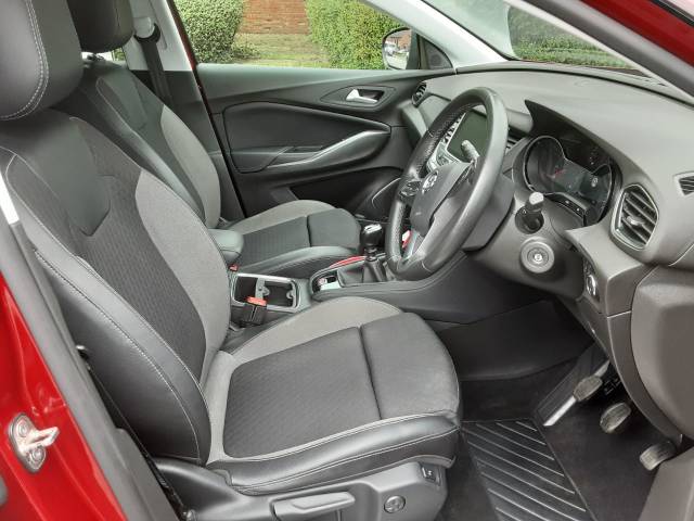 2020 Vauxhall Grandland X 1.2 Turbo SRi Nav 5dr