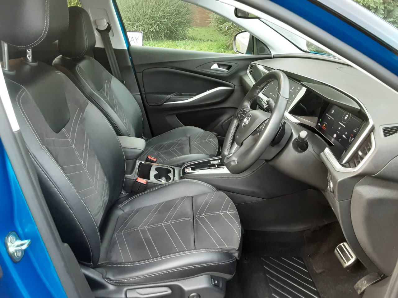 Vauxhall Grandland 1.5 Turbo D Ultimate 5dr Auto