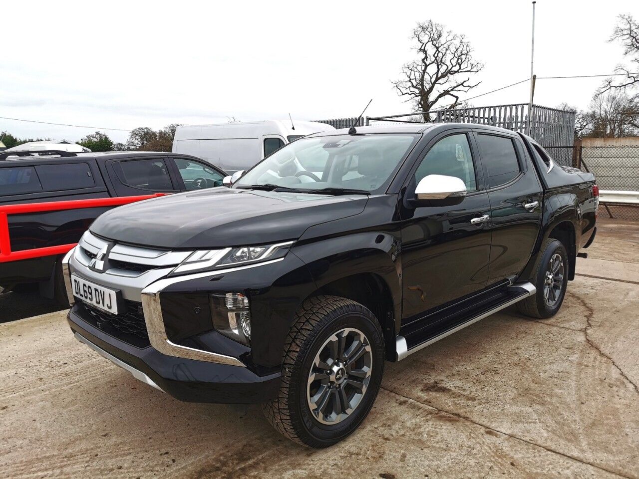 2020 Mitsubishi L200